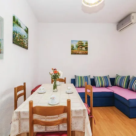 Apartmán Two-bedroom In *